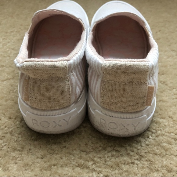 Roxy Rae Slip-On Shoes ARJS600524 Tan Pinstripe Size 6.5 - EUC - Picture 3 of 10